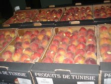 exportation de fruits  - fruits et légumes nous somme une société d'exportation des fruits tunisienne --nous avons tous les types des fruits délicieux d'origine tunisienne comme - abricot - peche ( rond et plate ) - amande verte -  prune - raisin - pastèque - fraise - etc ...--nous cherchons de's clients sé