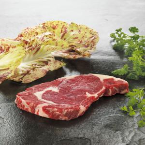 entrecôte surgelée  - viandes et oeufs nous produisons et commercialisons de manière permanente - entrecôte 220g ; conditionnement - sous vide individuel - carton de 15 pièces