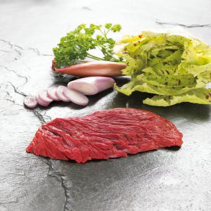 bavette d'aloyau surgelée - viandes et oeufs nous produisons et commercialisons de manière permanente - bavette d'aloyau 180g ; conditionnement sous vide individuel - carton de 20 pièces