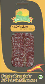 SAUCISSON AU PAPRIKA BIO 100GR - viandes et oeufs la production de produits écologiques de haute qualité. le bien-etre du consommateur fait partie de notre philosophie. la ferme bio produit une grande variété de produits a base de viande de porc,  à partir de viande fraîche à la viande salée. to