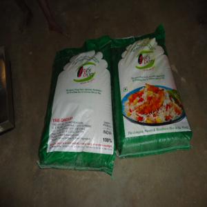 RIZ BLANC INDIEN 5%  - semence graine plant les conteneurs sont actuellement au port de lomé. paiement contre documents. nouvelle marque donc possibilité d'obtenir l'exclusivité.