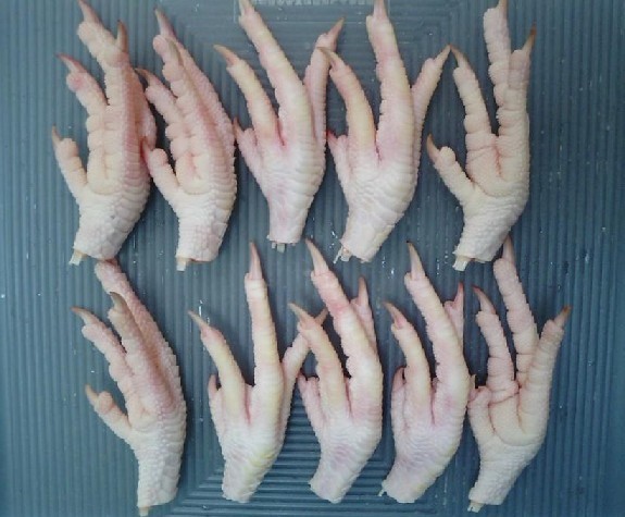 pattes de poulets,qualite grade A  - viandes et oeufs disponibles en stock, pattes de poulets, qualite grade a et b, sans odeure, sans peau, sans points noirs, sans os casses, nous avons des pattes de poulets de tres bonne qualitee.contactez nous