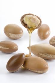 huile d'argan bio et pure cosmétique et a - huiles societe productrice de pure et bio huile  d'argan cosmétique et alimentaire produites par la machine,  nous recherchons des clients pour vendre nos produits et nous acceptons tous les types d'emballages ainsi que n'importe quelle destination dans le monde.