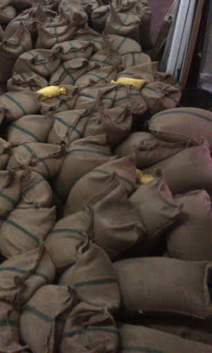 DÉSTOCKAGE Graines de café vertes arabica   - café cacao thé destockage 3 tonnes d'arabica 1500€/ tonne en graines vertes qualité premium r 16 (provenance vietnam région du dak lak)ainsi que quelques centaines de kilos de robusta. nous disposons de tous les certificats accessibles sur demande pour votre garantie.(origin,  fumigation,  normes iso 9