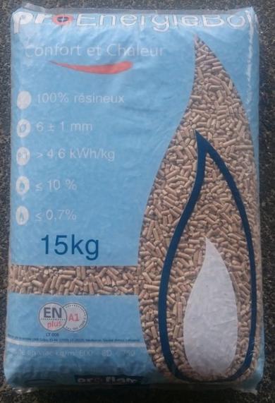 GRANULES DE BOIS EN+A1 - energie renouvelable granulés en + certifie,  excellent rapport qualité / prix----quantité disponible - 300 tonnes / mois--nature - 100 % résineux--valeur énergétique - 5.08 kwh / kg--taux cendres - 0.41 %--taux humidité - 6.1 %--diamètre - 6 mm--livraison - possibl