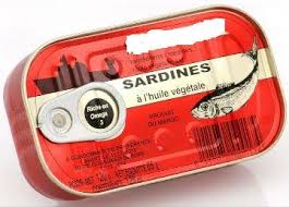 conserve de sardines - retains we sell the boxes of sardines of 125 gr with vegetable oil rich in omega 3 with easy opening. goods originating in morocco. and good quality. the box (50 pcs / box ) .