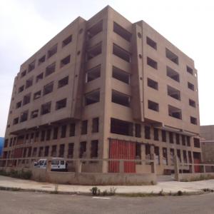 Immeuble à vendre RDC+4 à usage bureau et industr - mine terrain concession je mets en vente un immeuble angle sur deux façades semi fini avec rdc + 4 étages dans une zone industriel bien placé sur ain sebaa à côté de soft logistique constitué de ----plateaux de bureau 4*442m2---rdc industriel 355m2+soupente 183m2+servitude 26