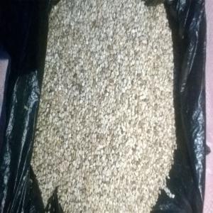 SOJA ET SESAME - céréales bonjour à tous.--il est disponible de suite 80.000 tonnes de soja et 2000 tonnes de sesame  à vendre.--lieu- nord togo--prix par tonne soja- 210.000 fcfa--prix par tonne sesame- 650.000 fcfa----condition- pas de l/c .--achat au magasin uniquement et paiement par virement bancaire ou en