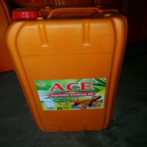 Huile végétale en Bidon de 25L - huiles huile végétale marque oki,  ace et jano disponible actuellement a cotonou en hors taxe. prix compétitif. n'hésiter pas a nous contacter pour plus d'informations.