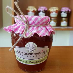 confitures faits maisons - conserve semi conserve bonjour--nous sommes la conserverie des saveurs en tunisie- nous offrons une large gamme de confitures faits maisons- orange,  coing,  agrumes,  pamplemousse,  fraise,  kiwi,  bsissa,  etc...