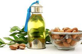 Huile d’Argan bio 100% - matiere vegetale nous sommes une entreprise marocaine exportatrice de l'huile cosmétique d'argan,  pression à froid,  nous exportons en vrac ou conditionné,  huile d’argan,   100% bio,  certifié ecocert et onssa,  de très bonne qualité,  sans  additifs et avec un prix très a