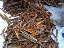 cinnamon - aromatic spices madagascar  cinnamon ----packing details - 25 kg per  bag --shipping  terms -  by  sea --harvested - 2017 --country of origin - madagascar--loading port - tamatave , vohemar ,  all  port  of  madagascar--