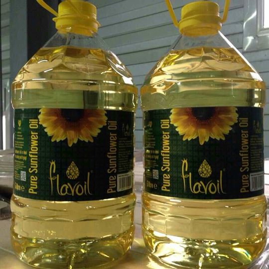 huile raffinée  SunFlower Oil  - huiles      a vous offrir une huile raffinée, originaire ukrainienne. votre commande serait confirmée selon la quantité que vous demanderiez. notre mode de paiement convenu est l' loc.  notre délai de livraison serait une date bien proche après confirmation de votre comman