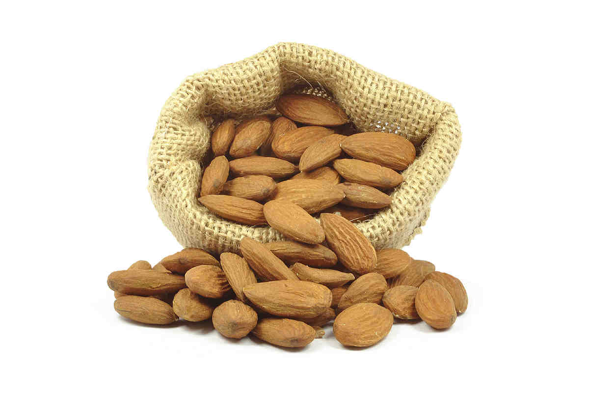 Amandes recherchées en gros - fruits et légumes nous recherchons des fournisseurs d'amandes. veuillez indiquer votre meilleur prix fob. aussi d'autre fruits.