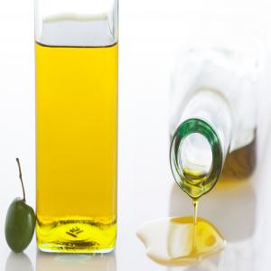  extra virgin Organic PDO Olive oil - olis the olive oil in our estate is a family business product belonging olive production is produced on the premises of the estate.----there is a mixture synthesized to target broad consumers,   a special olive oil that is branded identity and keeping the particularities of space and production.----cultiv