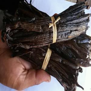 Vanille Madagascar-Paysan/Cultivateur-équitable - épices aromates bonjour, --nous sommes des paysans/cultivateurs libres et indépendants de vanille bourbon de madagascar,  situé dans le nord à sambava. nos produits sont essentiellement des vanilles noires gourmets à <14 cm,  humidité max 35%,  vanilline 2%. mais nous avons aussi des 