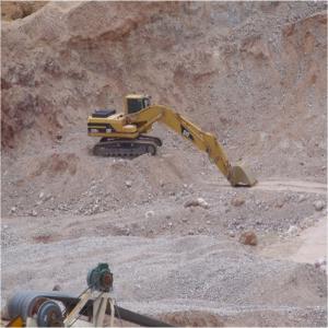 Argile Kaolinique Brut - mine terrain concession bonjour,  nous sommes une entreprise marocaine qui exploit et exporte de l'argile kaolin brut,  nous disposons d'un grand gisement de mine pour l'extraction de cette matière au maroc,  plus précisément dans la région de oujda guenfouda,  nous travaillons avec plusieurs grande