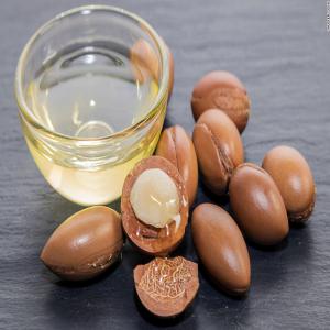 Huile d'Argan Biologique Certifiée - huiles nous sommes une société marocaine spécialisée en production et exportation d'huile d'argan cosmétique et comestible. notre huile est certifiée par ecocert & usda et respecte le cahier de charge igp.--tous nos produits sont autorisés par l'onssa et con