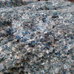 PET Bottles / PET Flakes - Hot washed/Cold washed - other pet bottles / hot washed & cold washed flakes required also pc bottles - please advise all quanties ,  we buy from 10/15 tons per month to 80/100 tons per month