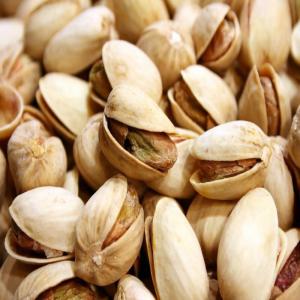 pistachio nuts origin