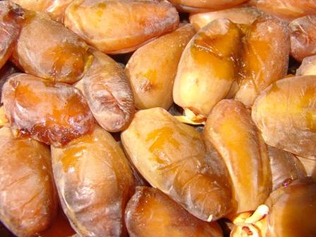 vente de dattes algerienne  -deglet _nour tolga  - fruits secs et graines grillées  le prix de la marchandise qui  peut etre prete dans une semaine   mise en boite   1 kg   2 kg 3 kg///  etc      