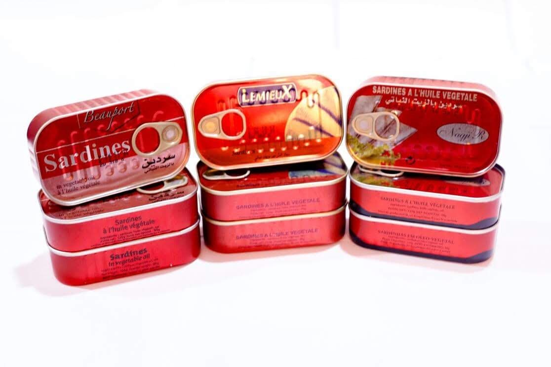 Sardines en conserves du Maroc  - conserve semi conserve nous exportons vers l'afrique des conserves de sardines à l'huile végétale / rapport qualité prix garanti / boite rouge à ouverture facile / marque déjà connue sur le marché africain .--conditionnement - 1fcl 20' contient 3250 cartons de 50 boi