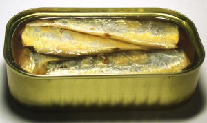 Sardines en boite 125 Gr Ouverture facile 1er  - conserve semi conserve nos sardines sont dans des boites métalliques de 125 gr avec ouverture facile (easy open). la dlc (date limite de consommation) est de 5 ans. poids net- 125 gr. poids minimum égoutté- 90 gr. conditionnement possible- à l'huile végétale,  sauce tomate,  sauce p