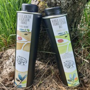 Propose huile d'olive BIO et AOP Haute Provence - huiles bonjour----suite à la reprise de la totalité d'un domaine oléicole nous avons à partir de cette année un surplus de 3000 litres pour lesquels nous cherchons un réseau de distribution.--notre huile est référencée dans une très gran