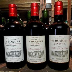 Vente stocks vin Bordeaux / Blaye côte de Bordeau - vins bonjour,  ----je suis un professionnel et souhaite vendre mes stocks de vin suite à une cessation d'activité.----je dispose d'environ 600 bouteilles de 2012,  1500 bouteilles de 2013,  et 2500 bouteilles de 2014.----l'année de 2012 est aoc blaye côte de bordeaux  et les ann&e