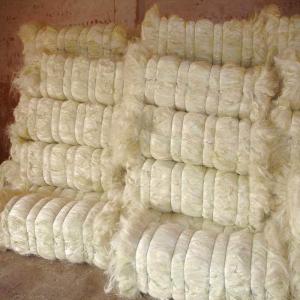 fibre de sisal - bois charbon fibre *spécification*--fibre de sisal- grade a (ug)--- longueur- 110-130 cm ou selon vos besoins--- balles de 100 kg et 250 kg--- conteneur de 28 tonnes / conteneur de 40 pieds--- grade a (ug)