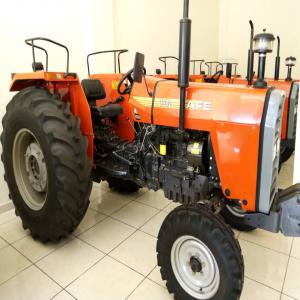 Vente de nouveaux tracteurs à Abidjan - matériels machines des nouveaux tracteurs de marque tafe,  de 59,  en très bon etat,  puissant,  disponible à yopougon- zone industrielle.--prix.    14.000.000 francs cfa--