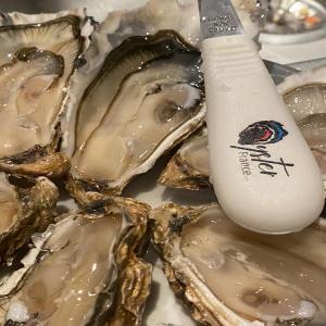 French oysters exporter - crustacean shell are grown in the beautiful and rich waters of the atlantic ocean and particularly located in the south west of france and brittany. --our wholesale selection---we take a lot of pride in our oysters. once you taste one,  you'll understand why. our oysters wow diners around the world because of their s