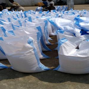 Vente de soja  - cereals nous disposons de près de 2.000 tonnes de soja en magasin au bénin à bon prix. soja trié,  vané,  mis en sac -- 