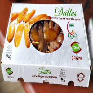 Dattes Deglet Nour saison 2020 - fruits secs et graines grillées nous sommes producteurs et exportateurs de dattes algérienne (branchette),  variété deglet nour,  qualité premium.----nous disposons d'un stock illimité concernant la récolte 2020.----conditionnement / 500g - 1kgs - 2kgs - 5kgs.----nous recherchons égal