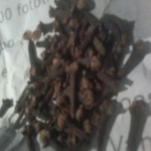 jirofle a vendre  - épices aromates du jirofle a vendre de 30.000  ariary par kg,  a madagascar,  si vous etes interessee,  envoyez moi msg par mail