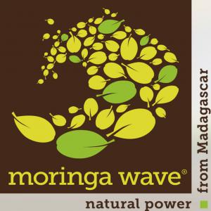 Poudre et feuille de Moringa Oleifera - épices aromates nous sommes une entreprise sociale productrice de feuilles et de poudre de moringa oleifera. nos produits sont certifiés bio par ecocert,  suivant le référentiel eos & nop,  et produits exclusivement à madagascar dans le cadre du fair trade et de la production responsable. 