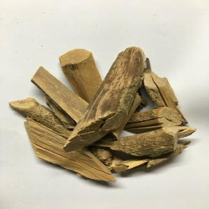 BOIS BANDÉ Muira Puama - épices aromates bonjour, --je suis à la recherche de bois bandé. le bois bandé est originaire de la foret amazonienne du brésil. --il fait partie de la pharmacopée brésilienne qui lui reconnait  un pouvoir vasodilatateur. ce  produit naturel est reconnu pour etre un stimulan