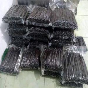 vanilla pods for sale - aromatic spices .vanilla beans for sale--grade a --vanillin content             2.0-- moisture content     25-30%-- length                 16-24cm --prices                  $180/kg --shipping                 free --delivery                   dhl-- payment terms       bank transfer,  western union or world remit --