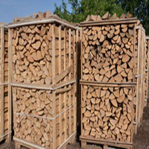 Fournisseur de Bois de chauffage. - bois charbon fibre notre bois de chauffage ,  séché au four,  humidité , ≤20%.  les essences- le frene,  le chene,  le  hetre,  le bouleau. les longueurs- 25,  30 ou 50 cm(selon vos préférences.) emballage-  empilée dans des stères de 1m³,   2m³ (selon vos préf&eac