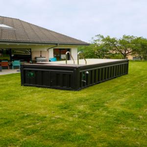 Magnifique Piscine construction Suisse - autres je vous propose une piscine construite sur une base de container maritime.--construite dans nos ateliers de fribourg en suisse,  cette piscine est bien de chez nous.--3 grandeurs vous sera proposée 20', 30' & 40'--equipements---nous créons un espace machinerie contenant tous le né