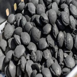 Charcoal briquettes - bois charbon fibre nous sommes une entreprise basée au cameroun qui fait dans la production de charbon en briquettes,  idéales pour un barbecue sans fumée