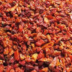 Piment sec de la côte d'ivoire  - fruits secs et graines grillées salut je suis un producteur de piment sec en côté d ivoire .pour le stockage nous avons plus de 10 tonnes de piment sec pret a etre évacués a des prix abordables;pour toutes personnes qui veux s'en procurée veillez contactez nos services《chez nous !notre prio