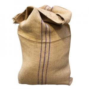 Recherche de sacs de jute - conditionnement nous somme une entreprise de la place. nous recherchons des fournisseurs qui pourrons nous livré une très grande quantité de sacs de jute.