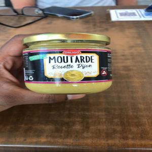 MOUTARDE RECETTE DIJON 200g  - autres bonjour, ----nous avons à disposition plusieurs palettes de moutarde recette dijon en pot de 200g.--étiquette 100% française.--marque orligo.----paiement à l’enlèvement de la marchandise.----n’hésitez pas à nous contacter,  la moutarde orligo est d&eacu