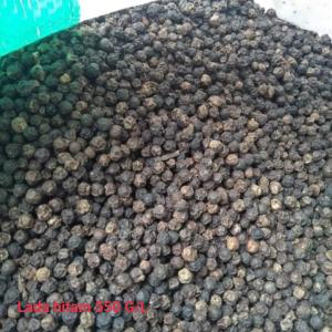 Black pepper in stock  - aromatic spices this is our black pepper specification---- moisture- 11% - 13% max--- color- black--- mixture- 3-4% max--- size- 3.5mm - 4.5mm--- color- black--- density 550gl