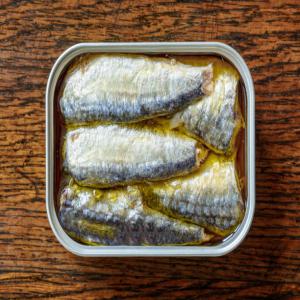 SARDINES À L'HUILE - conserve semi conserve nous sommes une société import export basée en région parisienne et en afrique de l'ouest. nous vous proposons des conserves de sardines à l'huile végétale origine marocaine à 21, 30€ le carton de 50 boîtes prix cif port de lomé,  co