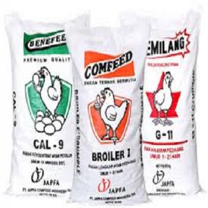 Animal Feed - aliments pour animaux dear sir/madam,  (hs 230990)--we would like to offer- animal feed. form- granule. consist of- broiler feed,  layer feed,  breeder feed and concentrate feed. especially for poultry farm. packaging- nett. 50kg in pp woven bag with plastic inner liner. produced under iso 9001 certified manufacturer. produ