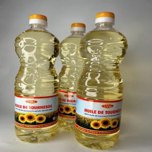 Huile de tournesol raffinée d'origine Ukraine - huiles offre du moment!--l’huile de tournesol raffinée produite en ukraine--etiquette fr--- conditionnement 1 litre ---- bouteille - 1 litre (920g) ;--- carton - 15 bouteilles ;--- palette - 45 cartons ;--- camion - 22275 bouteilles.--disponible sur paris 1 camion.------prix 1.25 euros/l ht--(tva en