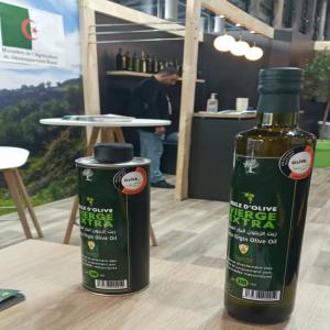 Huile d'Olive vierge-extra &vierge Algérienne - huiles nous proposons des huiles de haute qualité avec des certifications et des analyses directement du fabricant. notre capacité de livraison varie de 25 tonnes à plus de 200 tonnes. --les paiements s'effectuent au moyen de crédits documentaires acceptés.--possibilit&ea