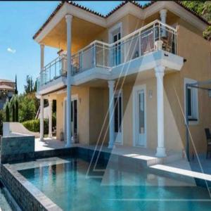 Recherche acheteur pour une villa à cannes  - mine terrain concession villa en vente à cannes (france)----caractéristiques -----  -terraind'unesuperficied'env.809m²--- villaenv.180m²--- vuemerpanoramique--- expositionsud--- 4chambres--- terrasses--- climatisation--- piscine--- pierresbalinaises--- garage----prix - €2, 290, 000fai----contactez-nous en cas d